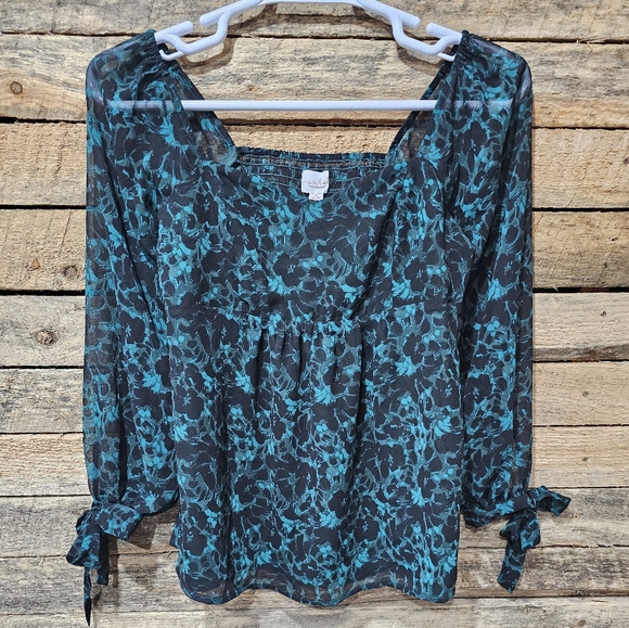 NWT Isabel Maternity Black And Green‎ Lined Chiffon Blouse - Picture 4 of 8